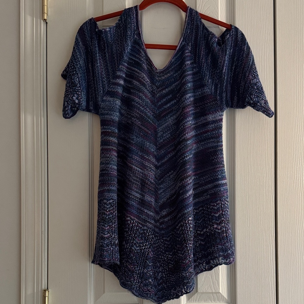 Faded Glory Cold Shoulder Open Knit Tunic – Women’s M - Picture 2 of 6